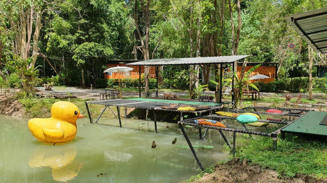 Hug Rimtharn Hotel Ban Khao Klom Exterior photo